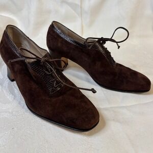 Vintage Salvatore Ferragamo Brown Suede Lace Up Oxford Square Toe Italy sz. 5